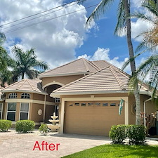 Roof Cleaning in Cape Coral, FL 1